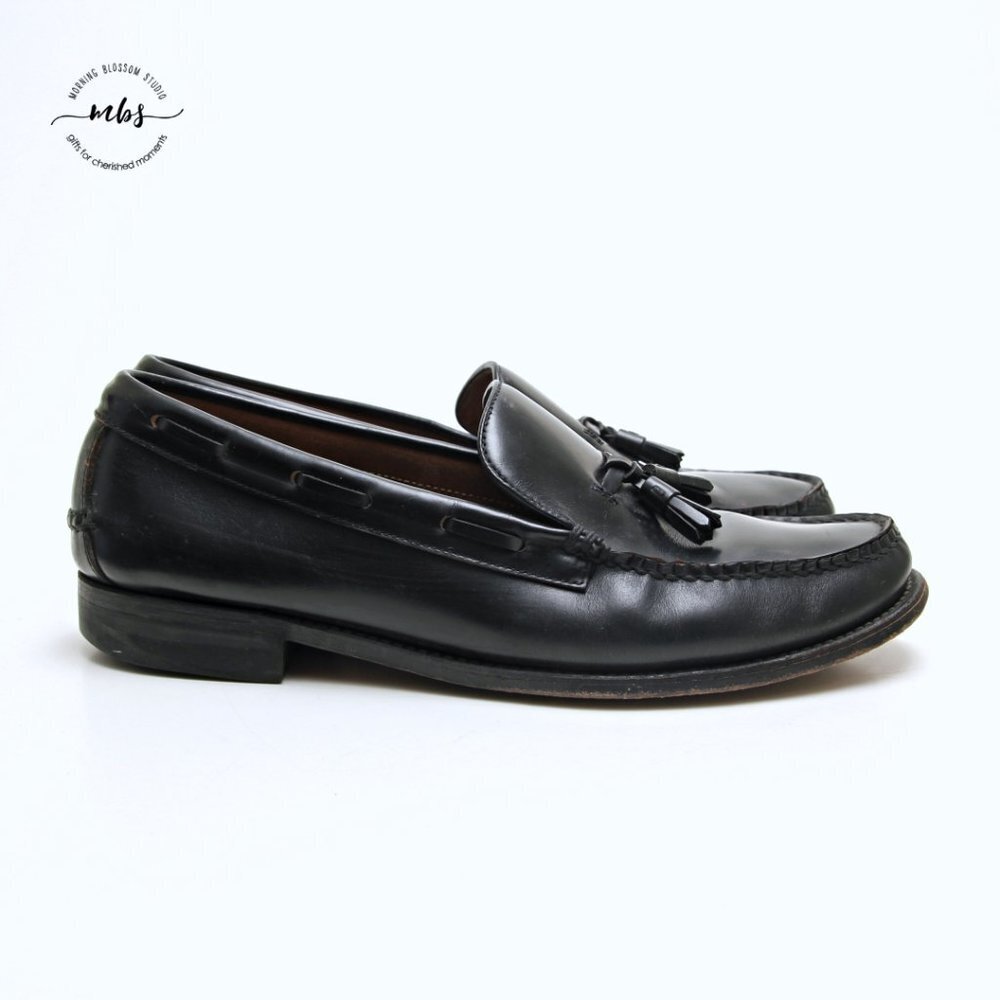 Regal Patent Leather Tassel Loafers in Black Men Size 8.5 Wide‎